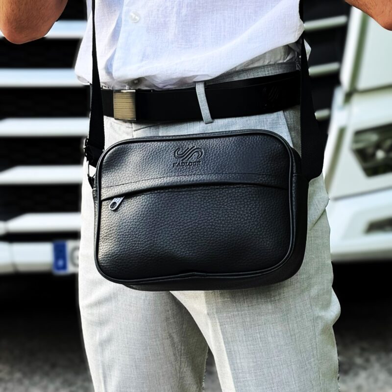 Sacoche en  Cuir synthétique pour Homme – Image 8